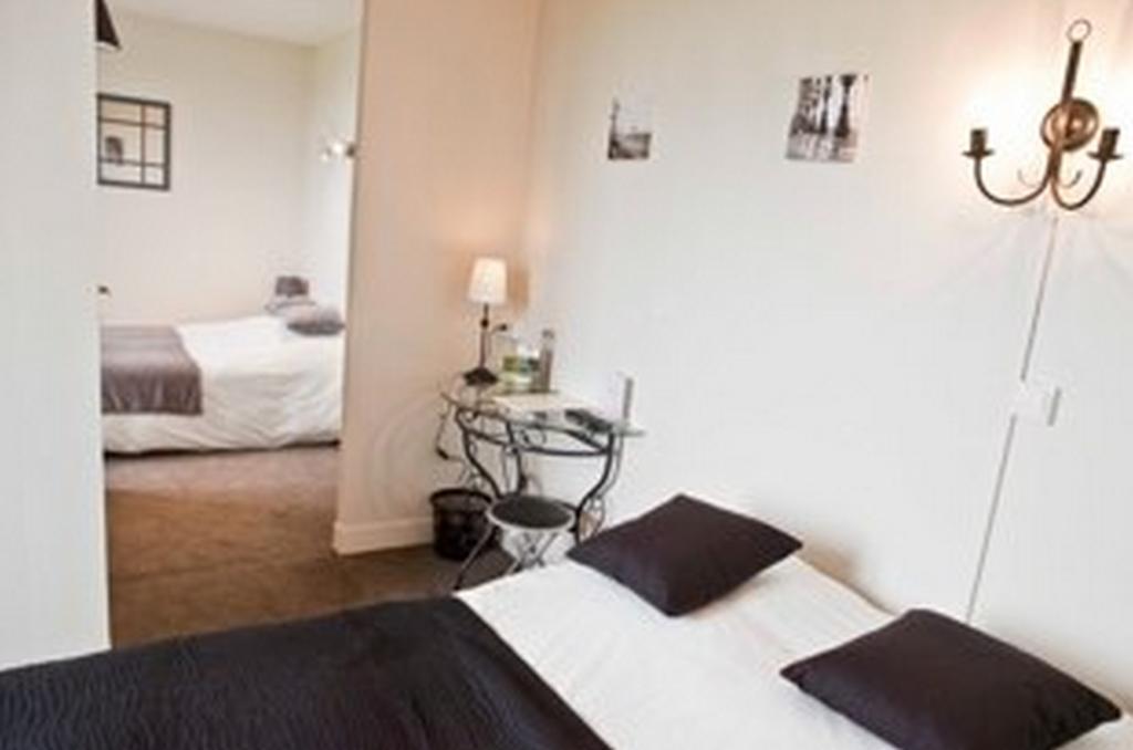 Logis Auberge Des Aulnettes Hérouville-Saint-Clair Eksteriør bilde