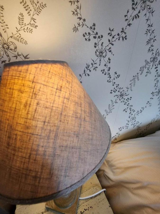 Logis Auberge Des Aulnettes Hérouville-Saint-Clair Eksteriør bilde